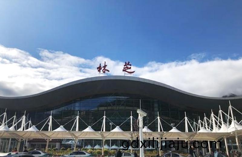 西藏林芝(zhi)機(ji)場